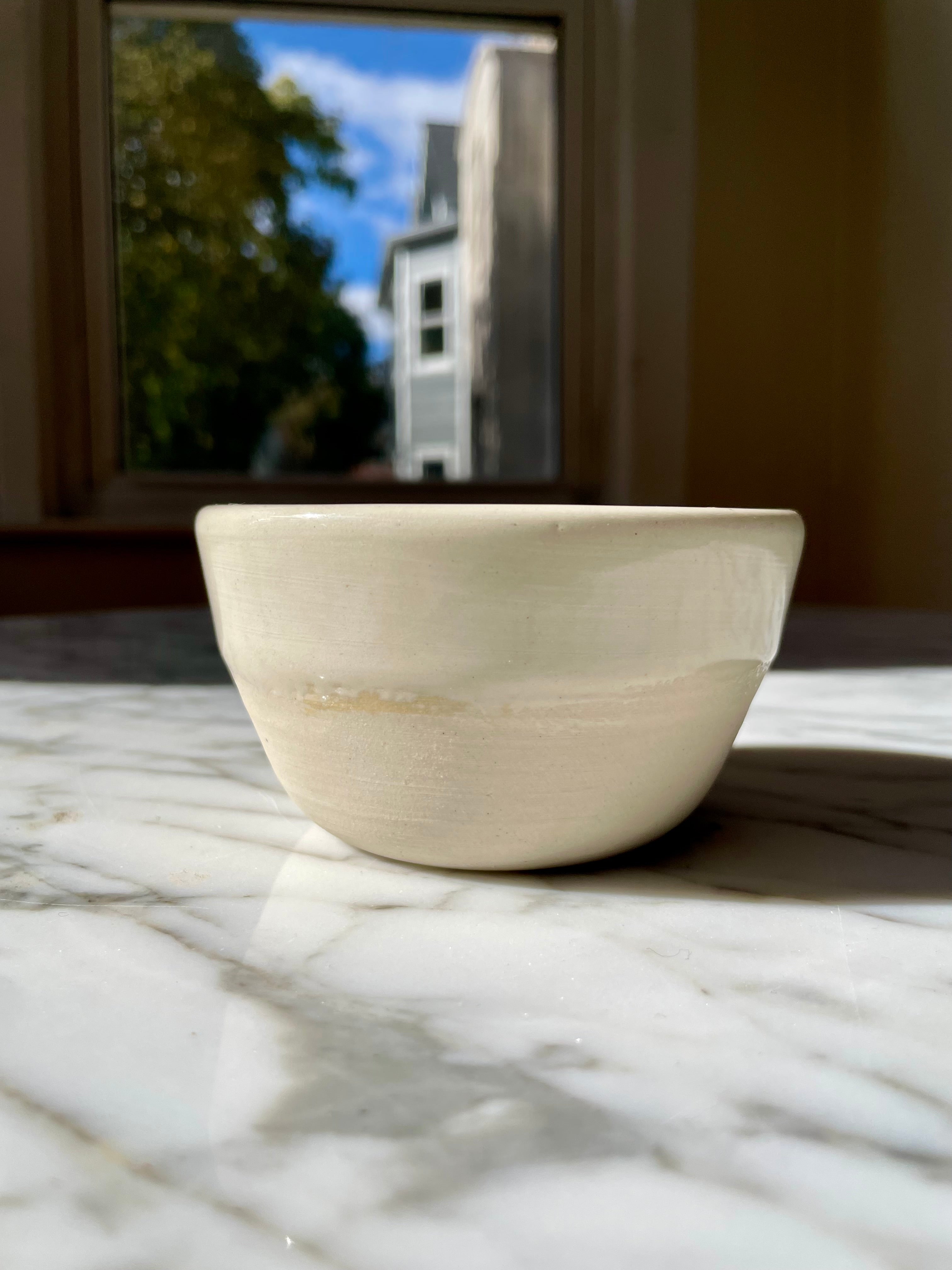 Honey Lain Crystal Chip Porcelain Bowl